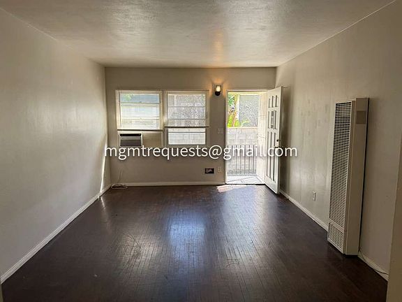 2nd image of 2352 Mission Inn Ave #2354