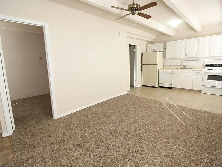 7310 W 10th Ave — Photo 3