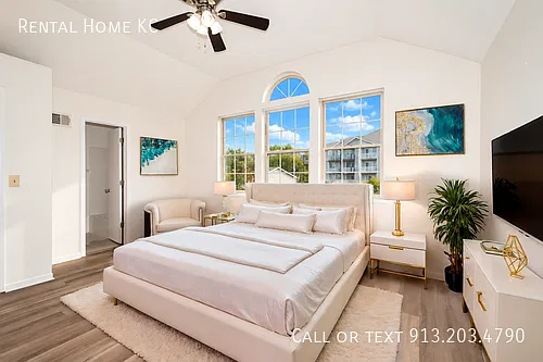 Clean and Bright Townhouse #1681 — Photo 4