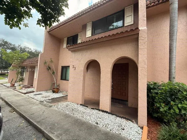 23 N Valencia Dr #2-32, Fort Lauderdale, FL 33324