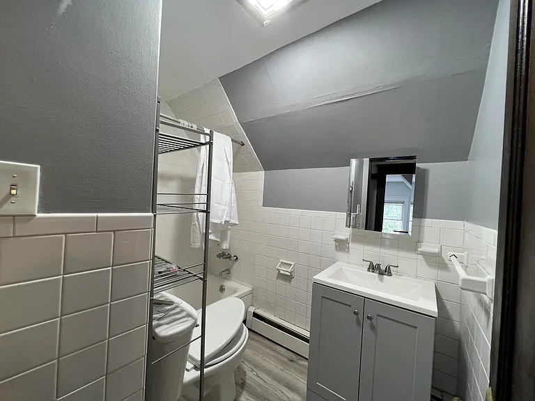 739 Whitney Ave #3 — Photo 12