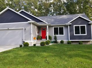 740 N Bear Lake Rd, Muskegon, MI 49445