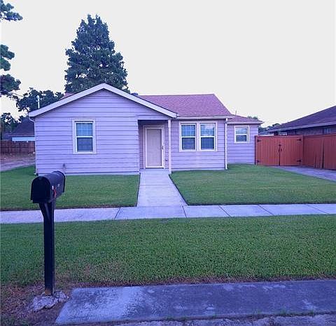 1st image of 2913 Palmetto St