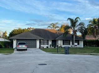 12890 Milford Ct, Wellington, FL 33414