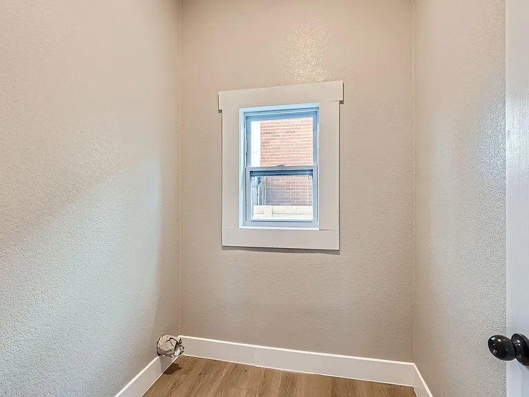 3120 N Race St — Photo 14