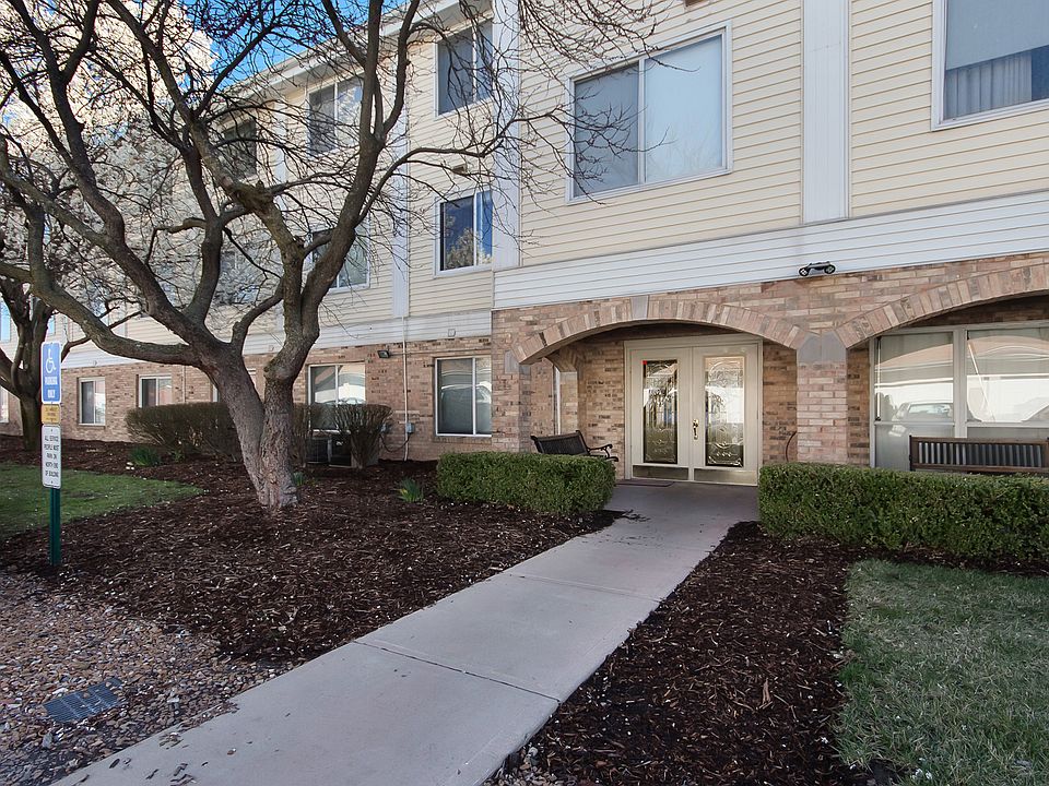 1st image of 942 Guelbreth Ln APT 308