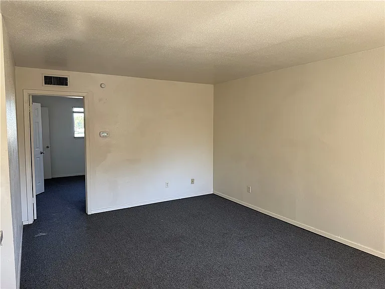 1555 Stacey St #6 — Photo 5