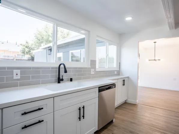 46 Bay Dr, Bay Point, CA 94565