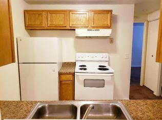 4431 W 8th St APT 1B, Cincinnati, OH 45238