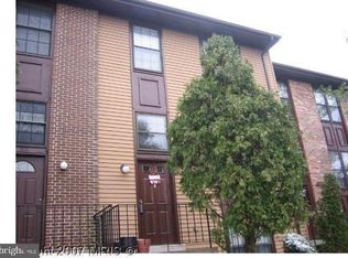937 Branch Dr, Herndon, VA 20170
