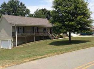 248 Brittany Dr, Calhoun, GA 30701