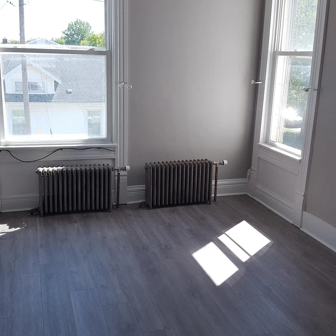 1 bed, 400 sqft, $975 — Photo 2