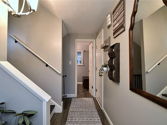 3rd image of 2396 Sherwin Dr