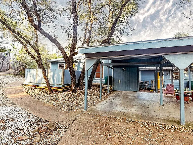 3301 Doolin Dr — Photo 10