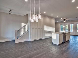 100 Amadeus Ave, Freeport, FL 32439