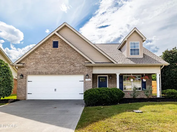 702 Kiefer Ln, Maryville, TN 37804