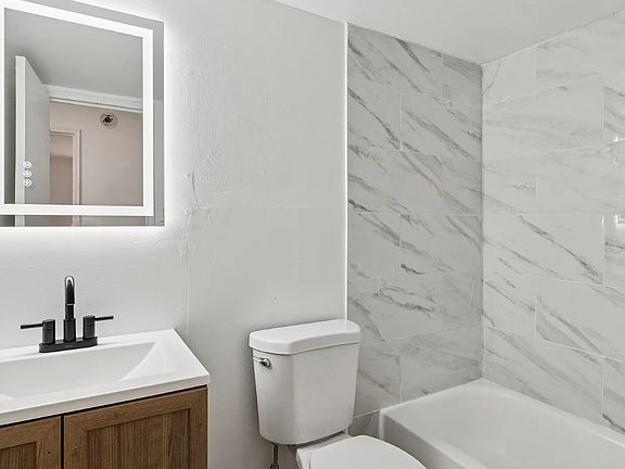 5th image of 21 Park Dr #A1