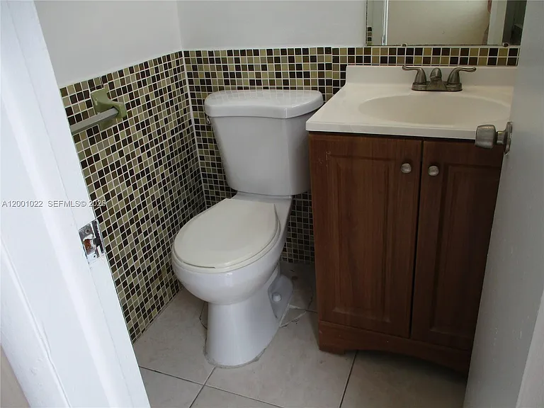 1949 Taylor St #9 — Photo 19