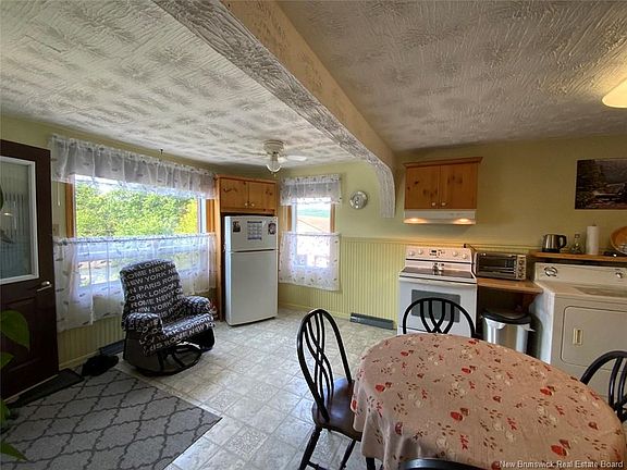 5th image of 92 Du Pouvoir Rd