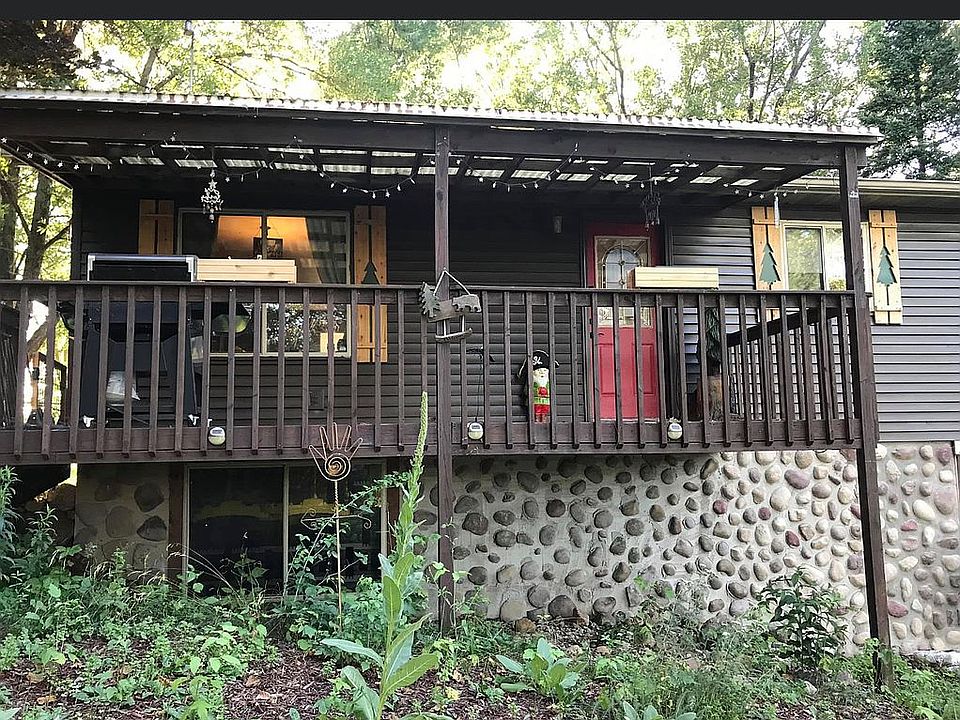 1st image of 115 Sunset Dr