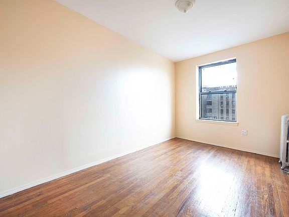2nd image of 3138 Kingsbridge Ave #3AS