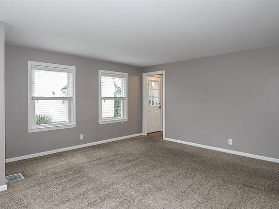 3rd image of 1397 Park Ave