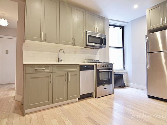 2nd image of 529 W 158th St Unit E1