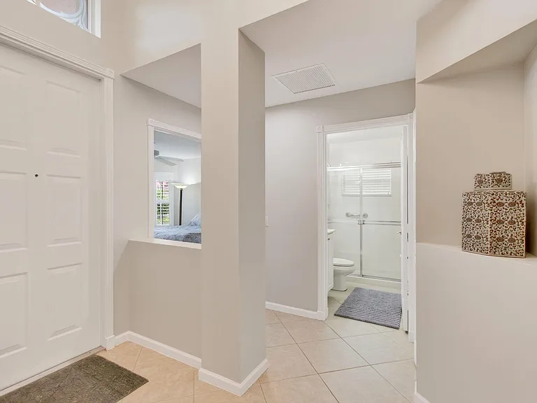 9895 Tallyrand Dr — Photo 7