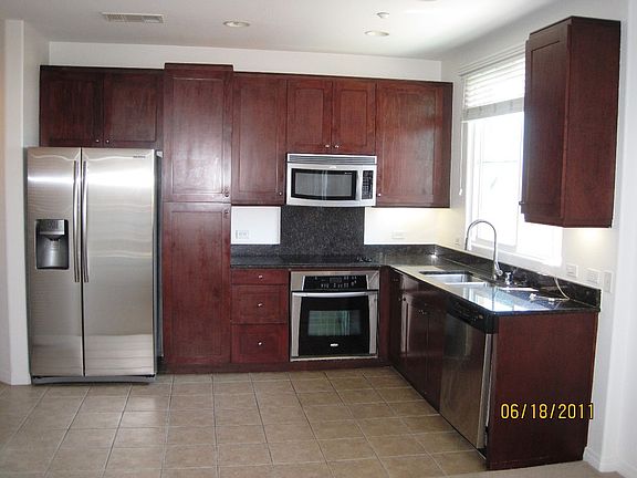 3rd image of 3950 Ohio St Unit 435