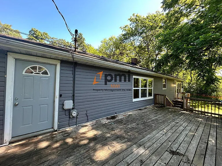 14725 Bryan St — Photo 17