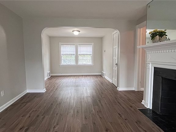 2nd image of 3397 Westbury Rd