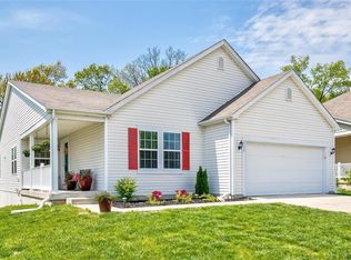 172 Fox Creek Dr, O'Fallon, MO