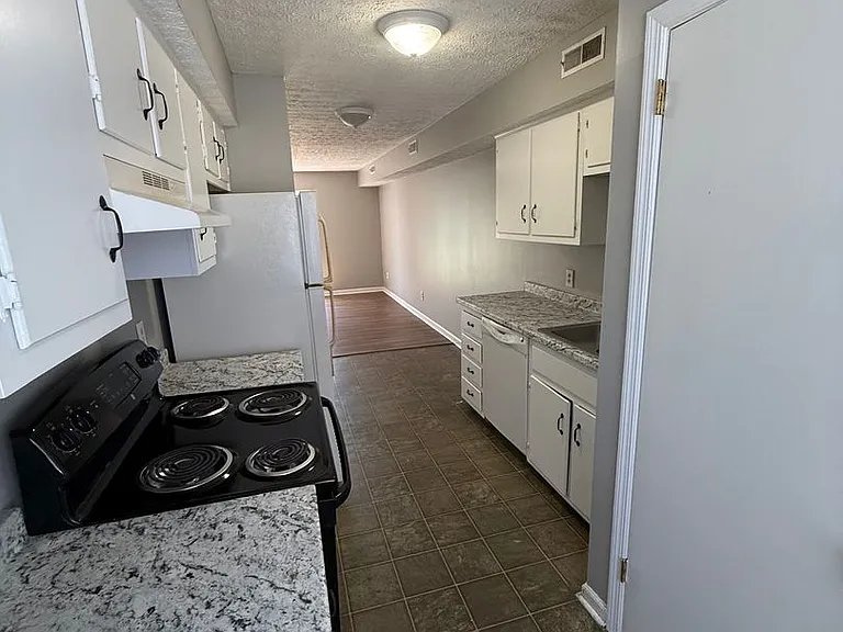 3209 Barnwood Ave — Photo 7