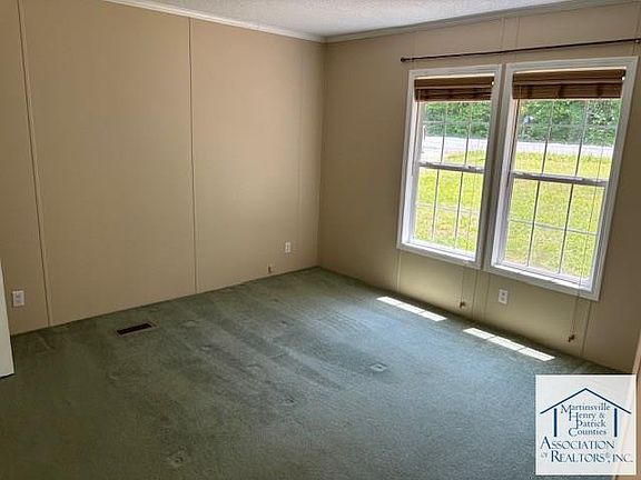4th image of 3395 Water Oak Rd