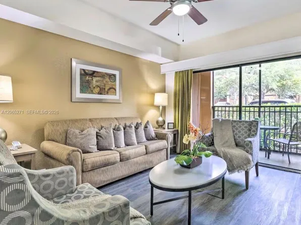 12544 Floridays Resort Dr #112-B, Orlando, FL 32821