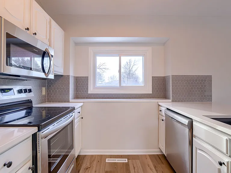 14627 Echo Hills Dr — Photo 6