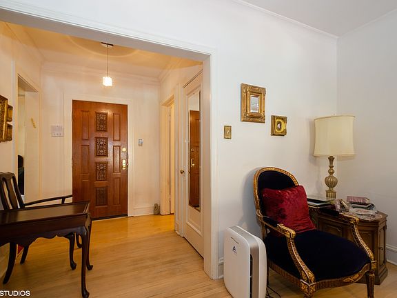 4th image of 6507 N Mozart St APT 1A