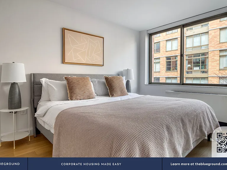 130 W 15th St #6G — Photo 10
