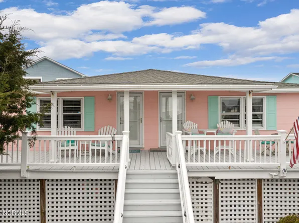 166 Ocean Boulevard W, Holden Beach, NC 28462