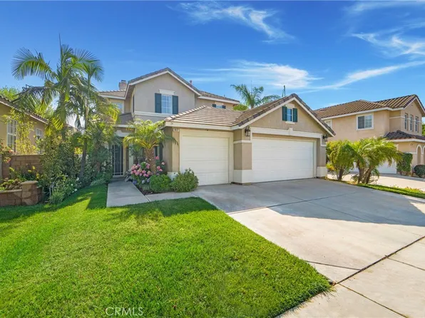 917 N Temescal Cir, Corona, CA 92879
