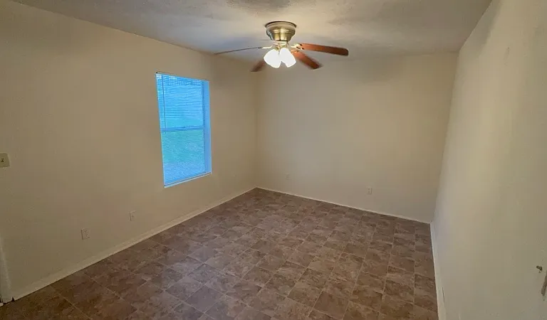 126 Clover Valley Cir — Photo 5