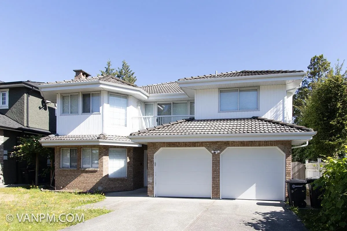 5 bed, 3276 sqft, $5,995 — Photo 1