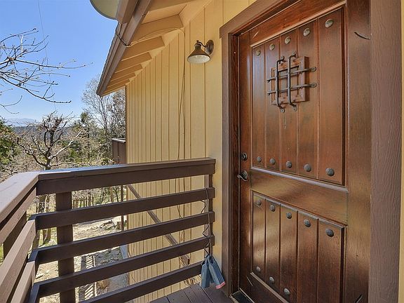 5th image of 289 La Casita Dr