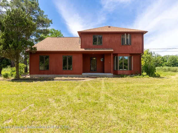 5510 Meridian Rd, Haslett, MI 48840