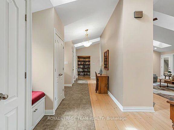 5th image of 6485 Waddion Dr
