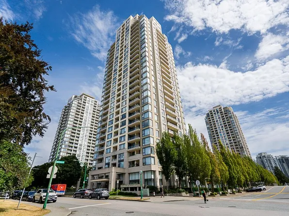 7088 Salisbury Ave #2301, Burnaby, BC V5E 0A4
