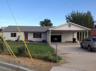 216 Bailey Ave, Granger, WA 98932