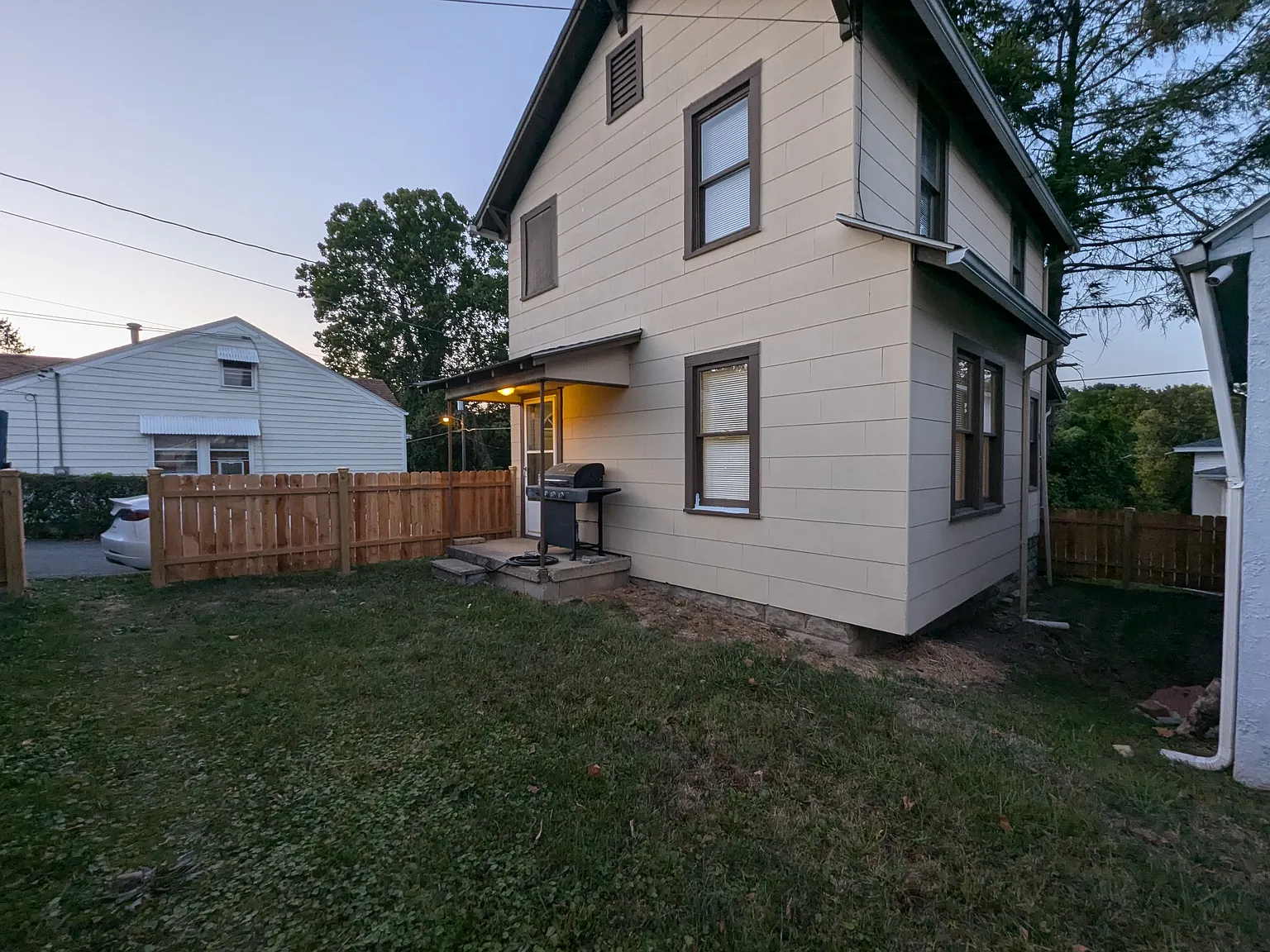 2 bed, 1200 sqft, $975 — Photo 3