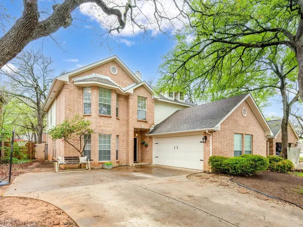 3233 Rustic Woods Dr, Bedford, TX 76021