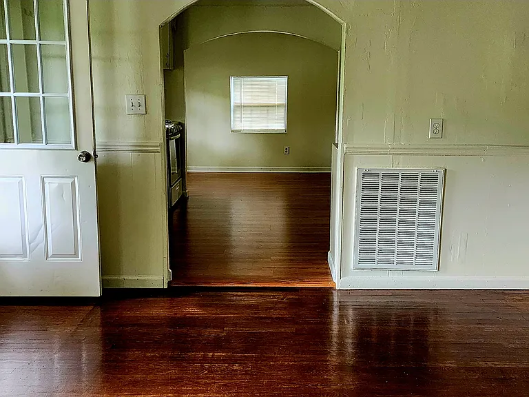 1811 Gap Creek Rd — Photo 2